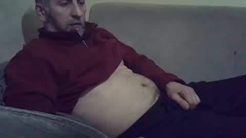 Snapshot of bluehot59 chatting on 01.05.25 blue online show from 01.05.25