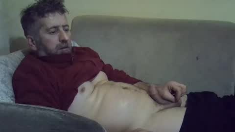 Snapshot of bluehot59 chatting on 02.04.25 blue online show from 02.04.25