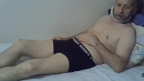 Snapshot of bluehot59 chatting on 09.21.25 blue online show from 09.21.25