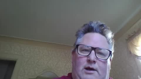 Snapshot of bluemoose70 chatting on 10.22.25 bluemoose70 online show from 10.22.25