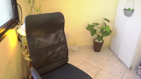 FLORAA online show from 01.10.25