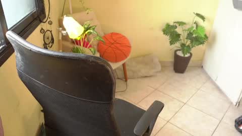 FLORAA online show from 01.14.25