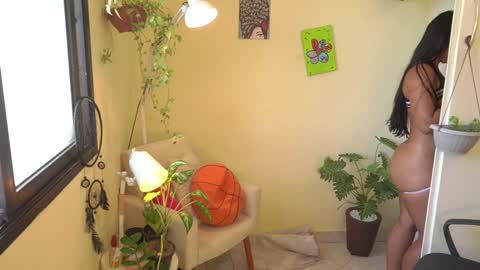 FLORAA online show from 01.17.25