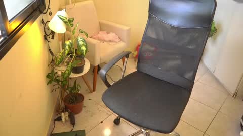 FLORAA online show from 03.07.25