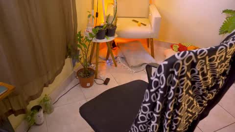 FLORAA online show from 03.06.26