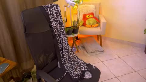 FLORAA online show from 03.07.26