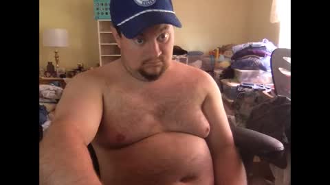 Snapshot of bluetam1999 chatting on 10.31.25 bluetam1999 online show from 10.31.25