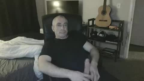 blueyesforyou2nit online show from 02.24.25