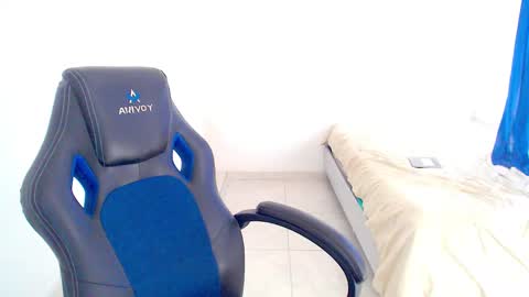  Hey guysI am BrendaWelcome my room online show from 10.24.25