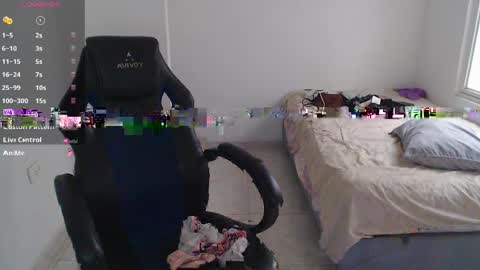  Hey guysI am BrendaWelcome my room online show from 04.07.26