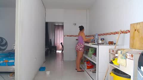  Hey guysI am BrendaWelcome my room online show from 04.10.26