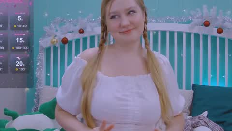 Ellie3 online show from 12.25.24