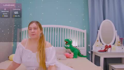 Ellie3 online show from 02.26.25