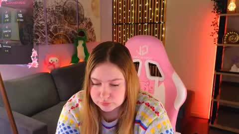 Ellie3 online show from 03.06.25