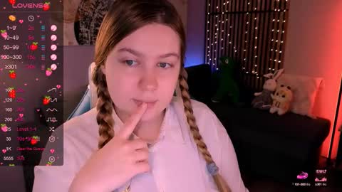 Ellie3 online show from 09.21.25