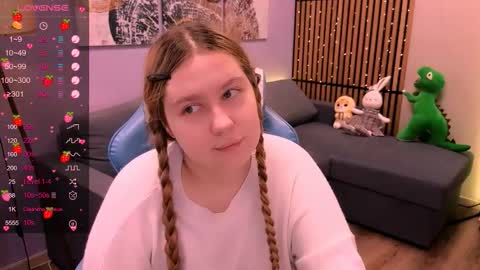 Ellie3 online show from 11.24.25