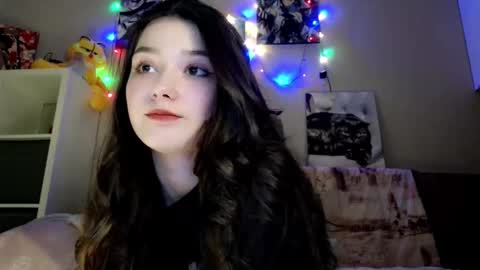 Snapshot of blushed_pussy chatting on 12.14.25 nastya online show from 12.14.25