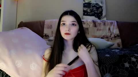 Snapshot of blushed_pussy chatting on 12.16.25 nastya online show from 12.16.25