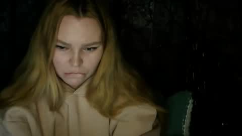 blushing_star online show from 11.03.25