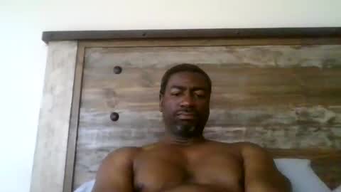 Snapshot of bluuthunder1914 chatting on 04.30.26 bluuthunder1914 online show from 04.30.26