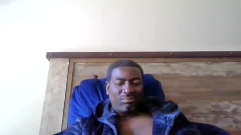 Snapshot of bluuthunder1914 chatting on 05.18.26 bluuthunder1914 online show from 05.18.26