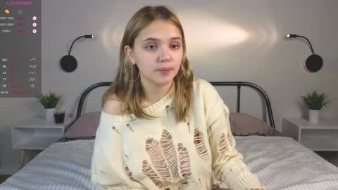 Snapshot of blytheaven chatting on 12.13.24 Erica online show from 12.13.24