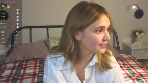 Snapshot of blytheaven chatting on 12.21.24 Erica online show from 12.21.24