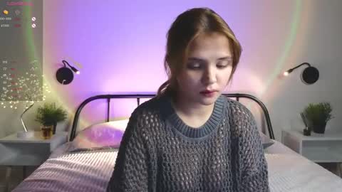 Snapshot of blytheaven chatting on 02.10.25 Erica online show from 02.10.25