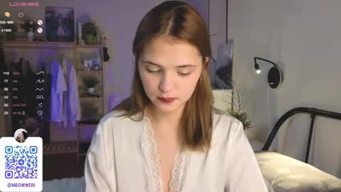 Snapshot of blytheaven chatting on 02.22.25 Erica online show from 02.22.25