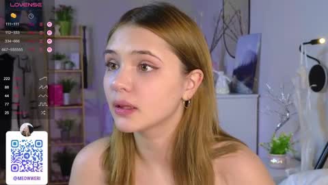 Snapshot of blytheaven chatting on 03.11.25 Erica online show from 03.11.25