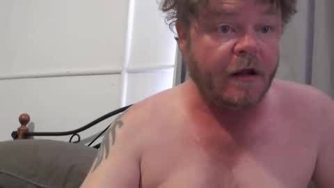 Snapshot of bob123478 chatting on 10.10.25 bob online show from 10.10.25