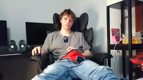 bobby72738 online show from 12.19.25