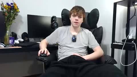 bobby72738 online show from 02.16.26