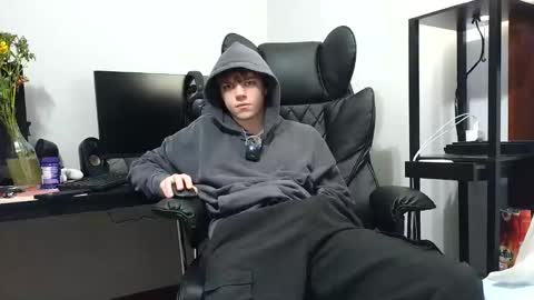 bobby72738 online show from 02.17.26