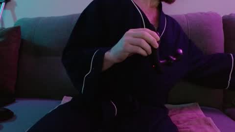 Snapshot of bobbyenglish69 chatting on 03.06.25 Bobby English online show from 03.06.25