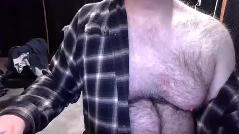 Snapshot of bobbyhill27b chatting on 03.12.25 BobbyHill27b online show from 03.12.25