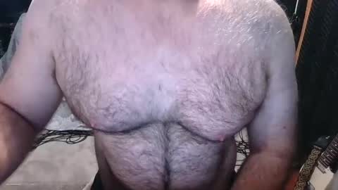 Snapshot of bobbyhill27b chatting on 10.26.25 BobbyHill27b online show from 10.26.25