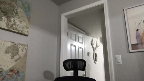 bobbylightfoot3 online show from 12.08.24