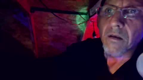 Snapshot of bodybydadgregglenn chatting on 02.24.25 bodybydadgregglenn online show from 02.24.25