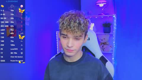 Snapshot of boicute chatting on 02.27.25 ALEXPVT IS OPEN online show from 02.27.25