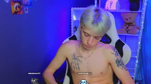 Snapshot of boicute chatting on 02.28.25 ALEXPVT IS OPEN online show from 02.28.25