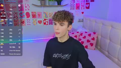 Snapshot of boicute chatting on 03.10.25 ALEXPVT IS OPEN online show from 03.10.25