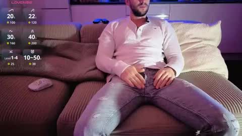 Snapshot of boiteasex chatting on 02.23.26 boiteasex online show from 02.23.26