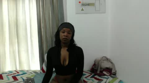 boitylips online show from 06.18.26