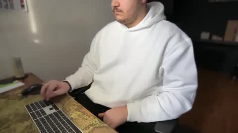 Snapshot of bokusa_ger_dev chatting on 02.09.26 Your Slave online show from 02.09.26