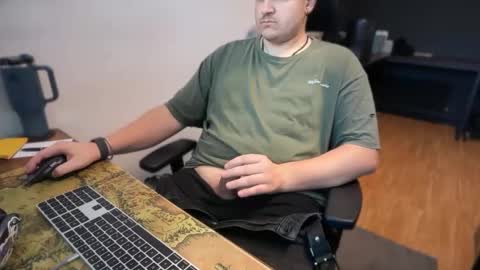 Snapshot of bokusa_ger_dev chatting on 02.27.26 Your Slave online show from 02.27.26