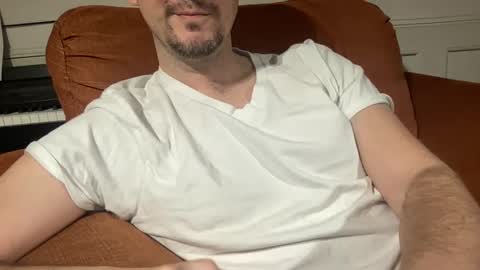 Snapshot of boludopeludo chatting on 01.31.25 edilsonrd online show from 01.31.25