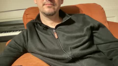 Snapshot of boludopeludo chatting on 03.01.25 edilsonrd online show from 03.01.25