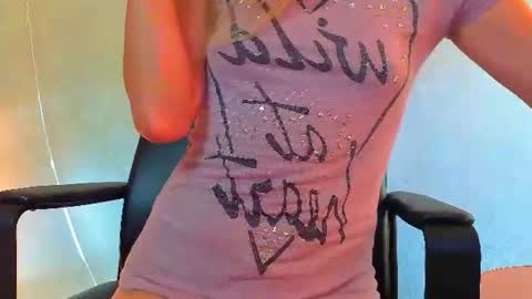 Mia online show from 07.08.26