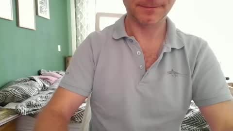 Snapshot of bomba8111 chatting on 03.11.25 bomba8111 online show from 03.11.25